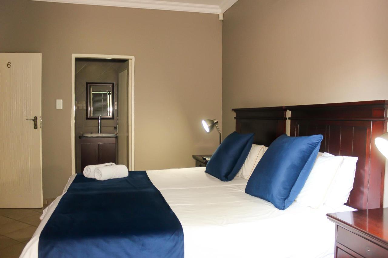 Rip van Winkel Guest House Lephalale Buitenkant foto